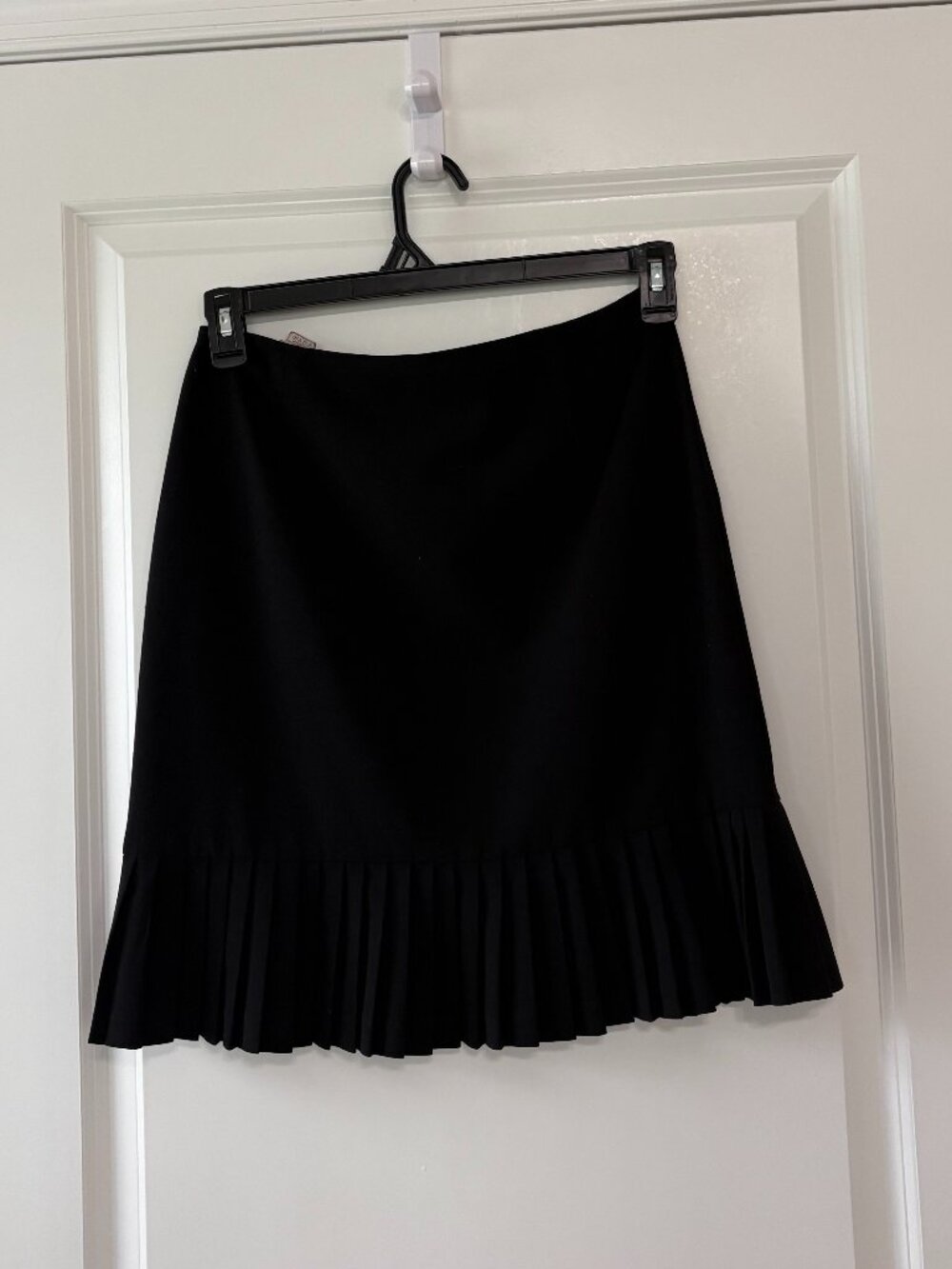 Skirtology Y2K Black Accordion Pleat Ruffle Skirt Size 8